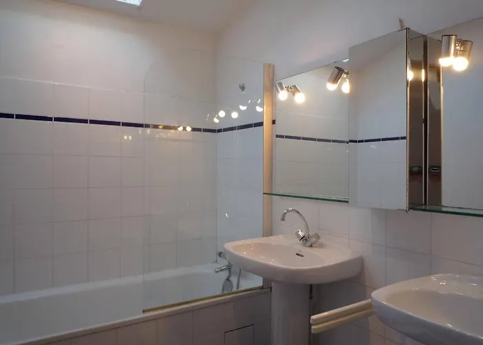 Bauloise 5 Pieces, 8 Couchages, Proche Marche, Plage, Jardin, Parking, Bbq - Fr-1-245-131 * La Baule-Escoublac